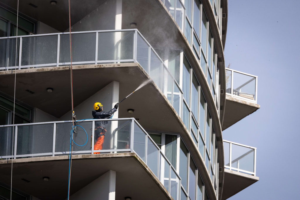 Power washing balconies | Granite